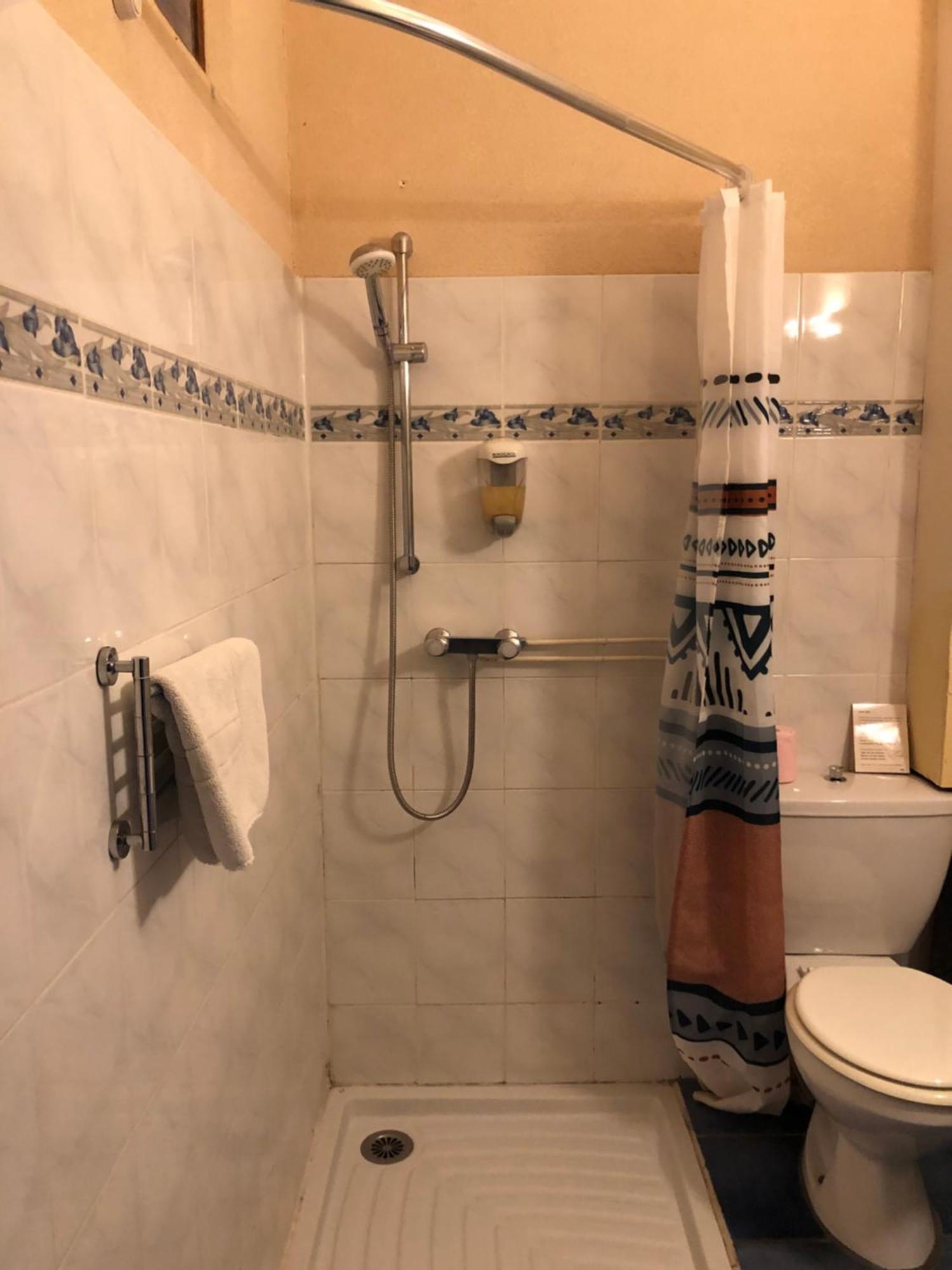 Hotel Le Dauphine Châtillon-en-Diois Zewnętrze zdjęcie